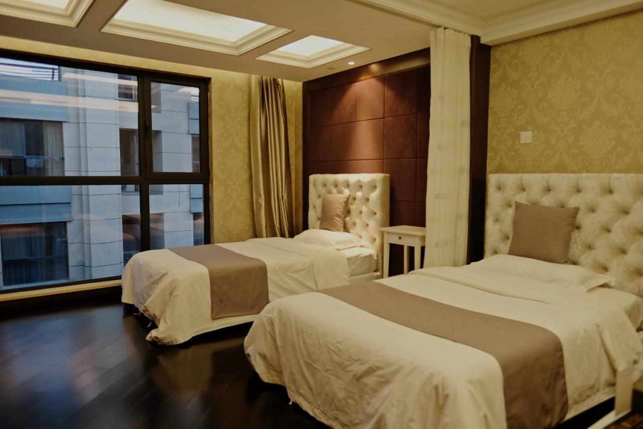 Ring Service 798 Art Zone Apartment *