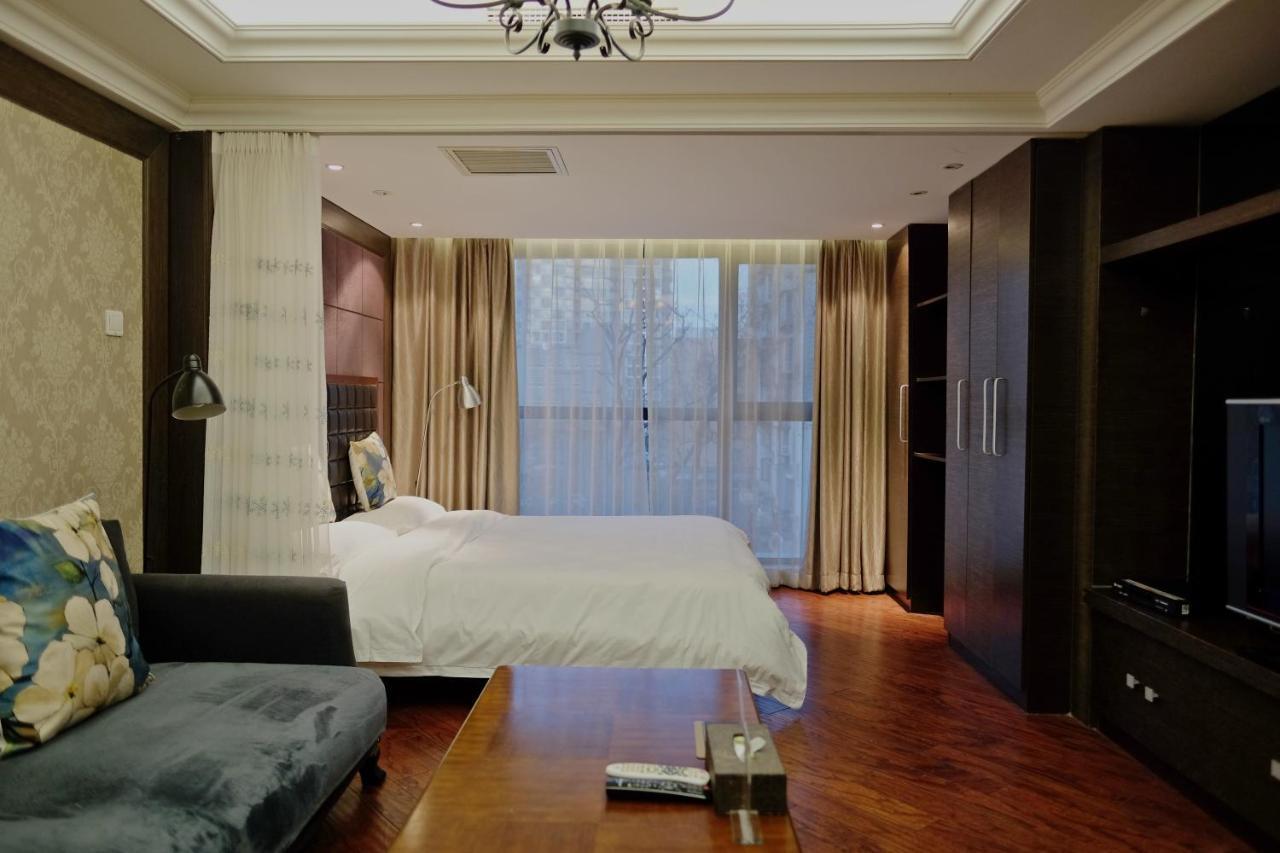 Ring Service 798 Art Zone Apartment